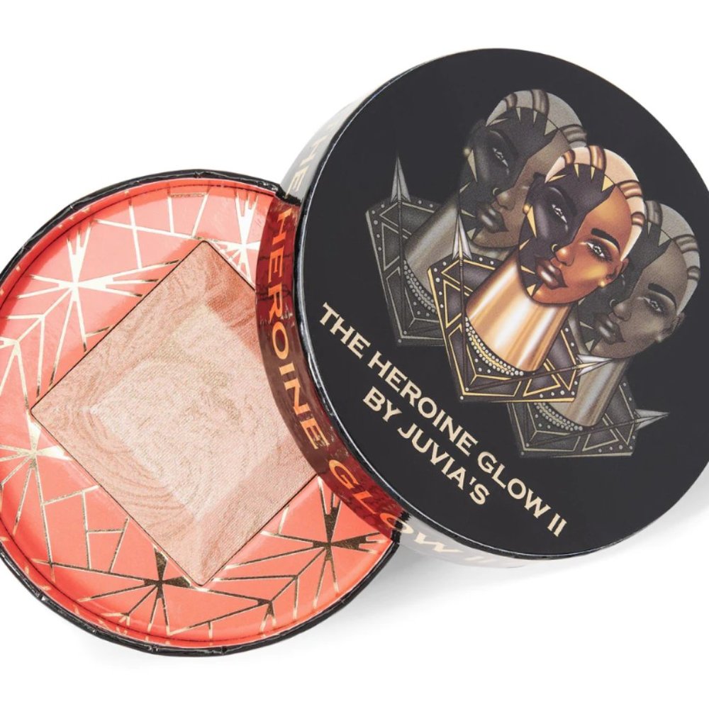 Juvia's Place The Heroine Glow II Highlighter